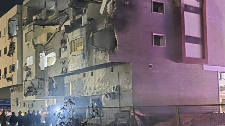An Israeli airstrike targeted a building near Jabal Amel Hospital - Ma'rakah Junction