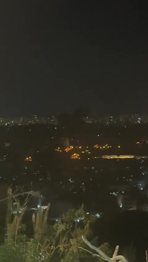 Video: Two airstrikes at dawn on Beirut's southern suburbs