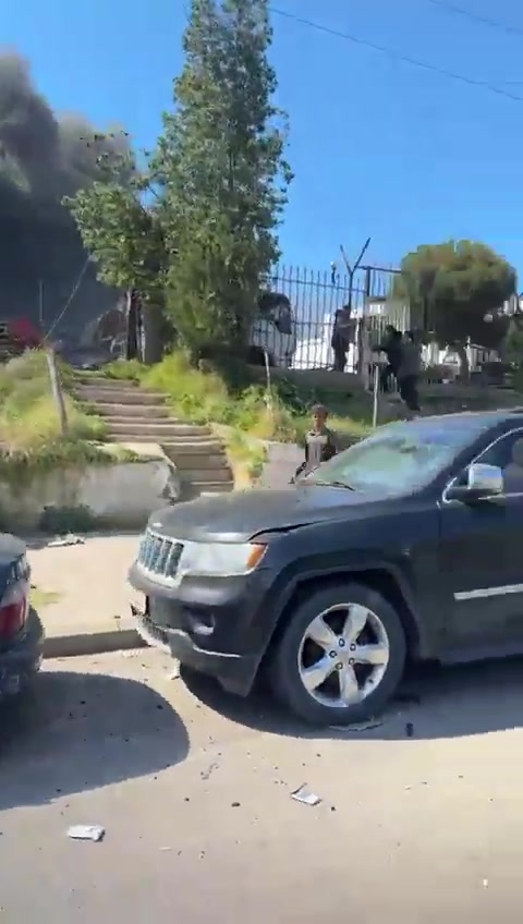 Israeli airstrike in the vicinity of the old airport road