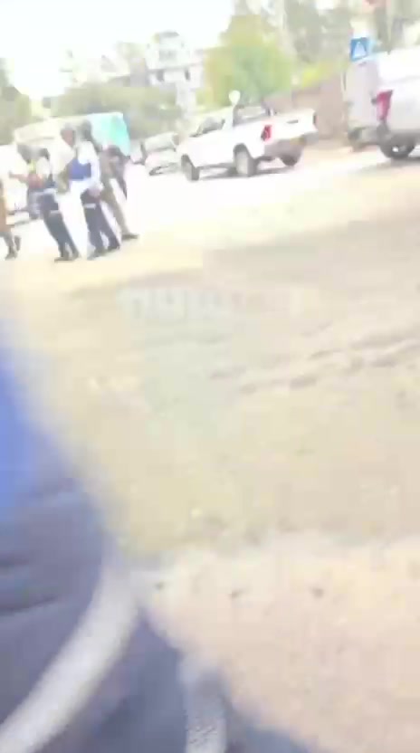 A man was seriously injured by a hit near a building in Kiryat Shmona following a barrage from Lebanon. This was reported by the MDA team that arrived at the scene.