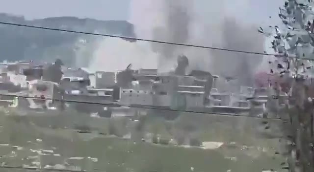An airstrike targeted Saddiqine