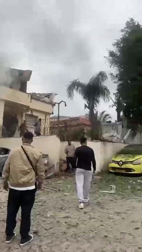 Video close to the targeted building in Kiryat Shmona