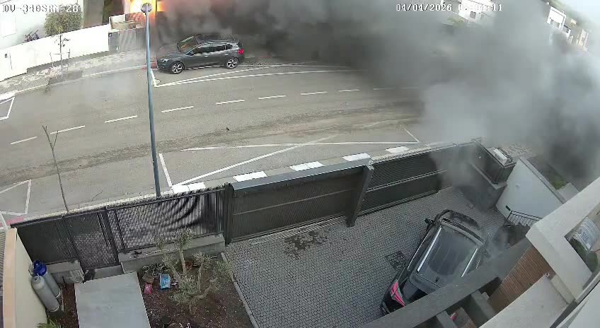 A projectile struck the northern city of Kiryat Shmona this morning without sirens sounding. Rescue services say the impact damaged a road, with shrapnel hitting nearby homes and cars. No injuries were caused.The Israeli army says it is investigating the incident.