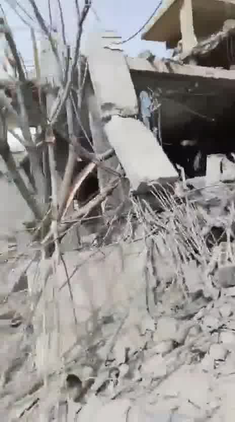 Footage of the airstrike that targeted the town of Harouf in the Nabatieh district