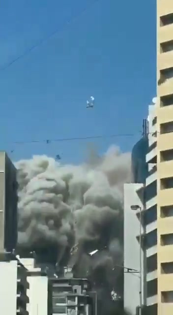 Moment of an air raid on the Cola area in Beirut