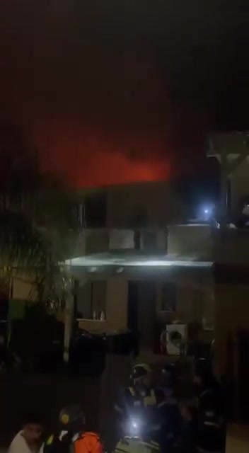 Scenes of rockets falling on the settlement of Kiryat Shmona 