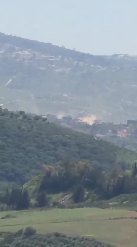 Artillery shelling on the town of Qantara in the Marjeyoun district