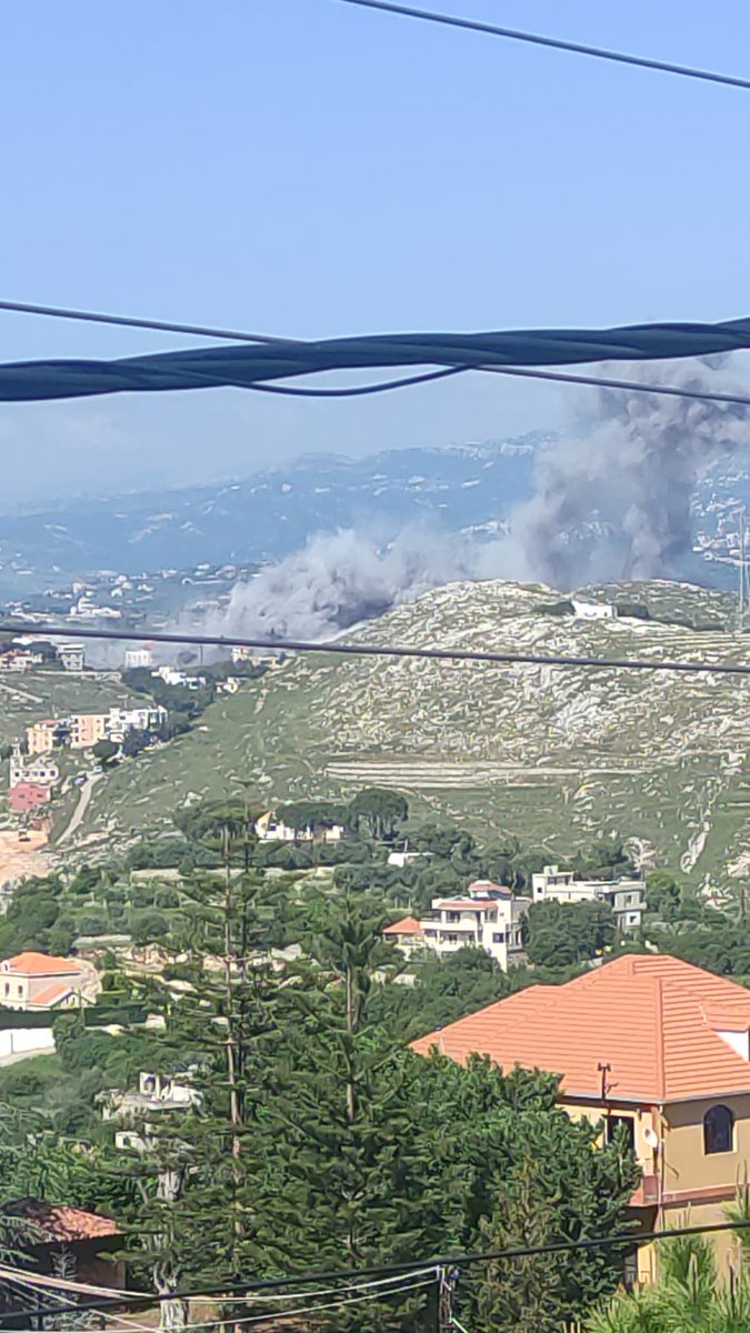 Israeli airstrikes target the towns of Kafrwa and Al-Namiriya in the Nabatieh district