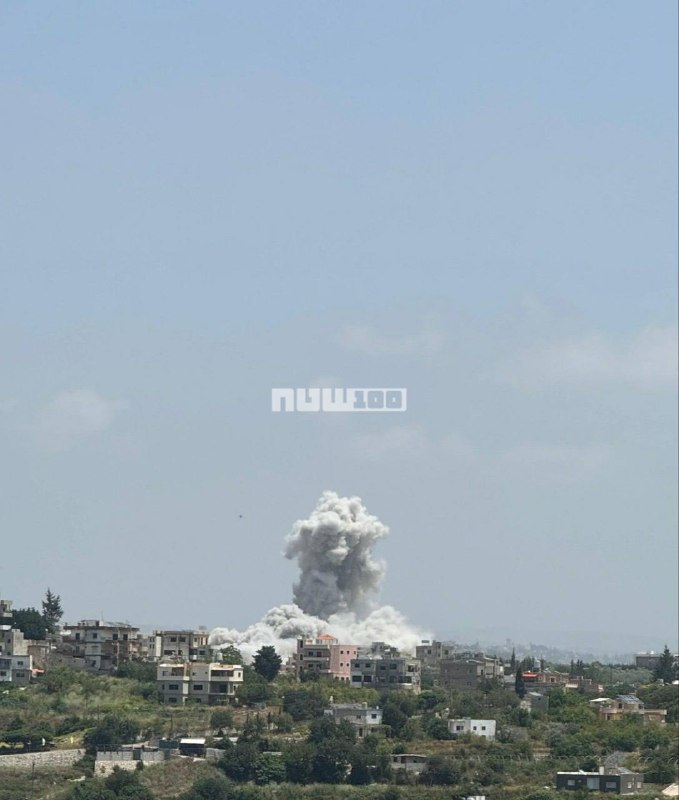 Airstrike in the town of Al-Halousiya in southern Lebanon