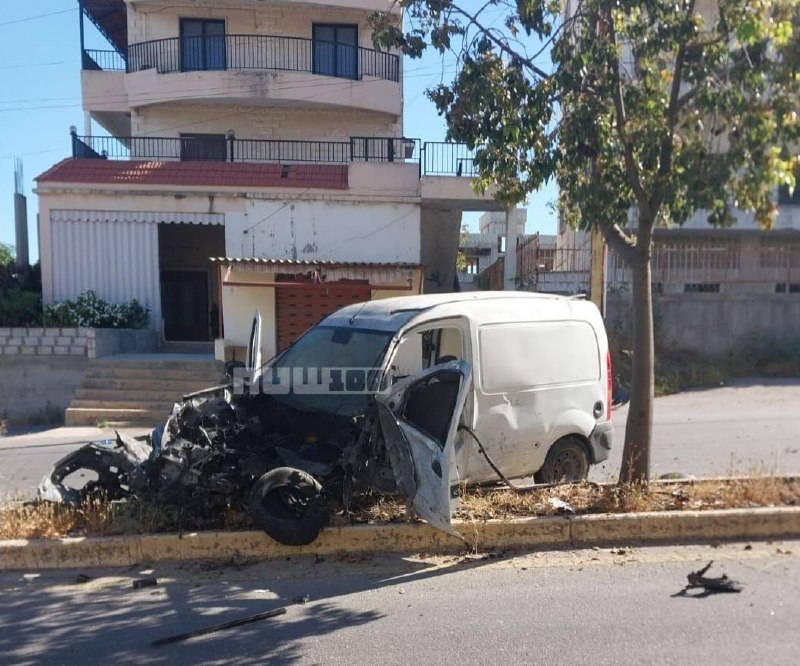 Reports of the elimination of a Hezbollah member on the highway in Deir a-Zahrani in southern Lebanon.