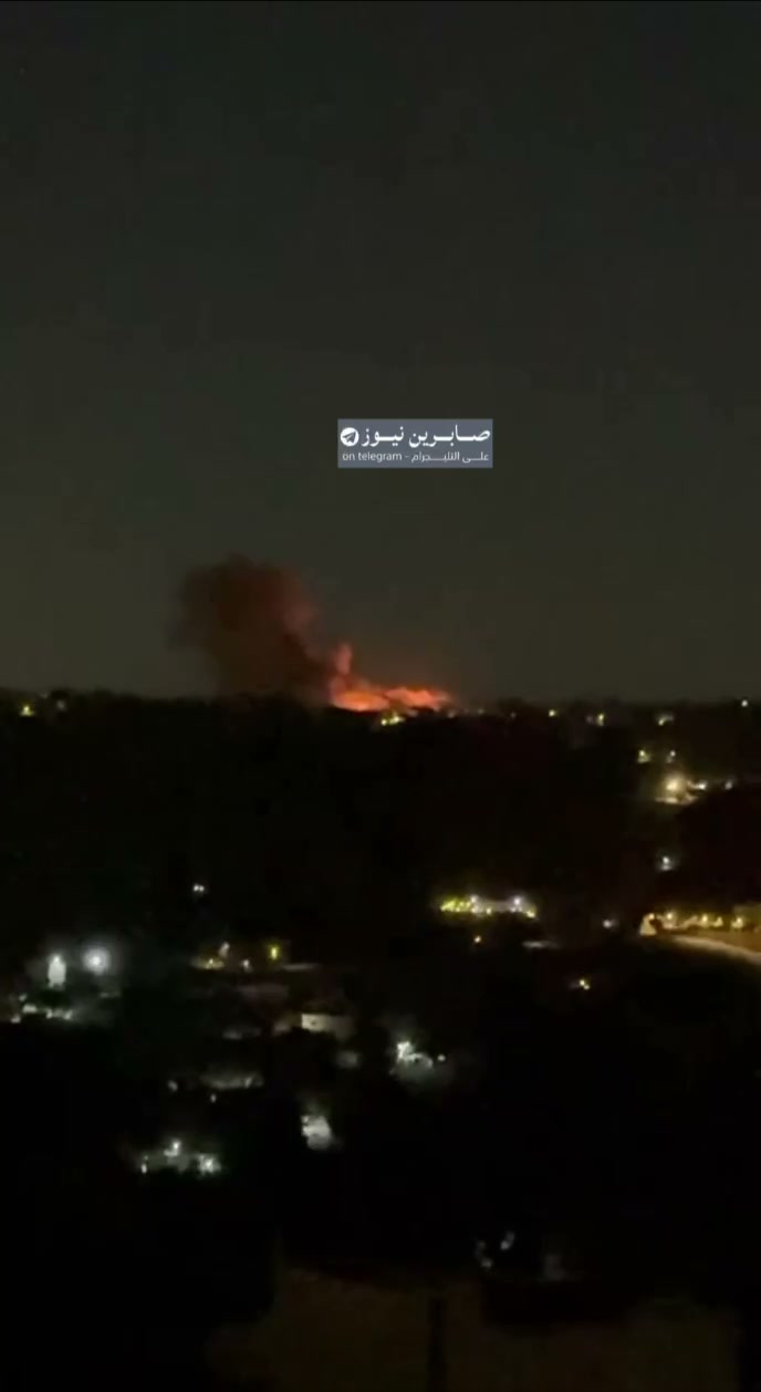 The Israeli army carried out bombing operations in the town of Beit Yahoun in southern Lebanon, which resulted in large fires breaking out.