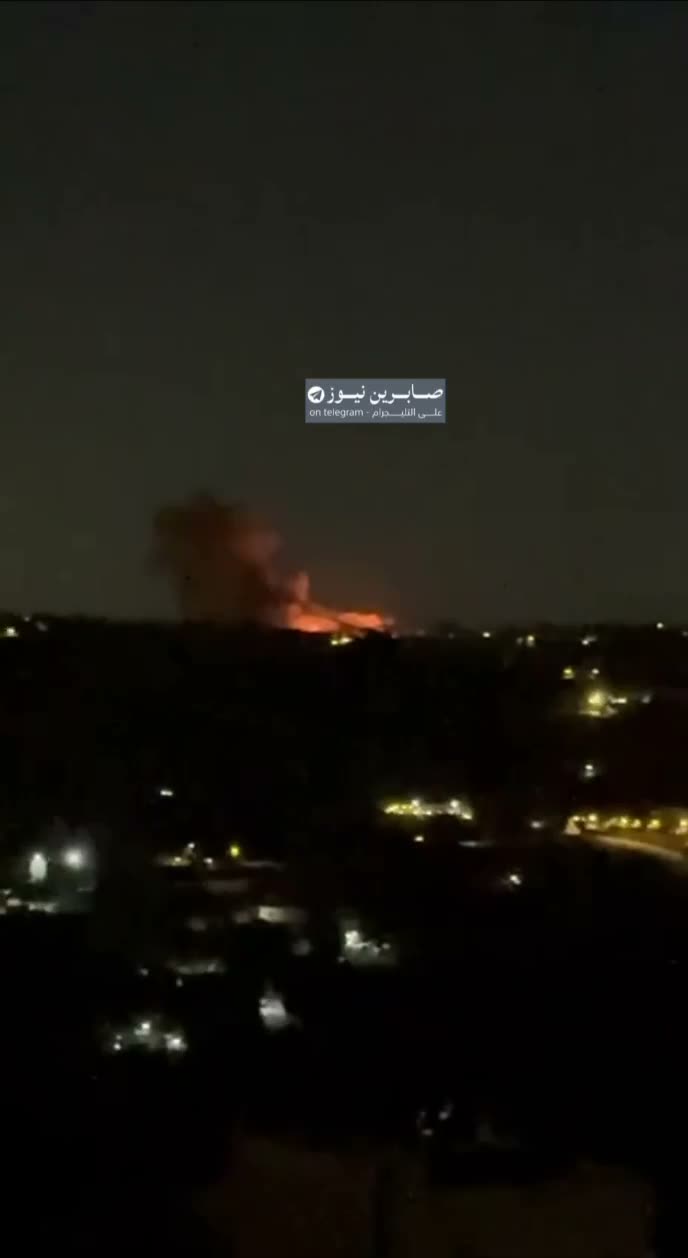 The Israeli army carried out bombing operations in the town of Beit Yahoun in southern Lebanon, which resulted in large fires breaking out.