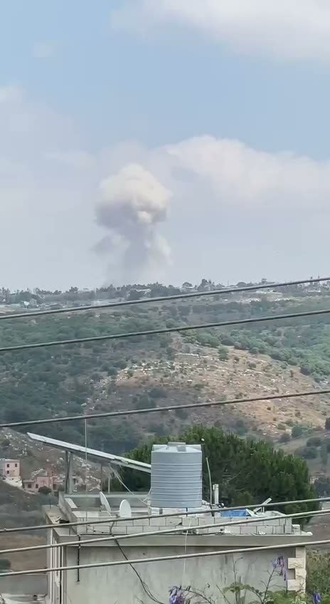 Explosions heard in buildings in Qunin, according to Lebanese channels