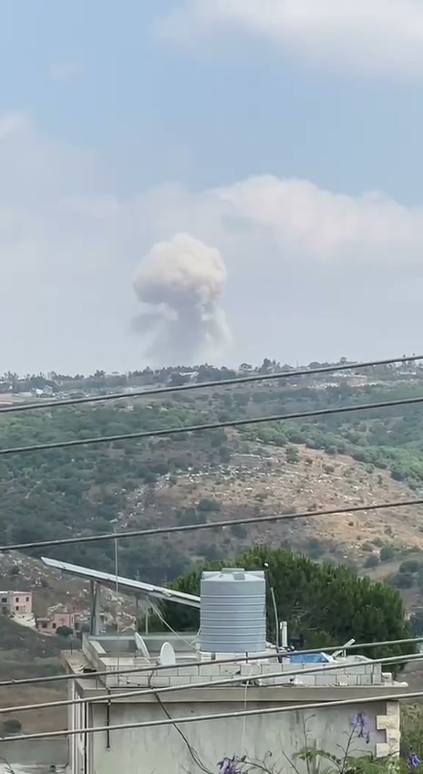 Explosions heard in buildings in Qunin, according to Lebanese channels