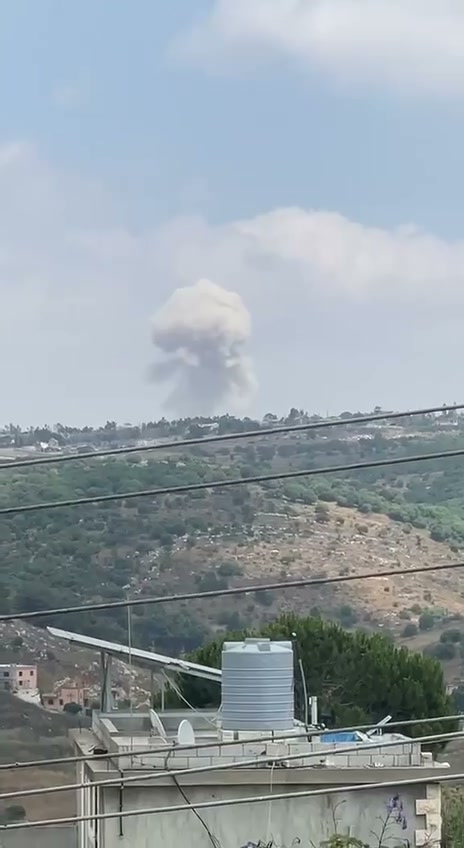 Explosions heard in buildings in Qunin, according to Lebanese channels