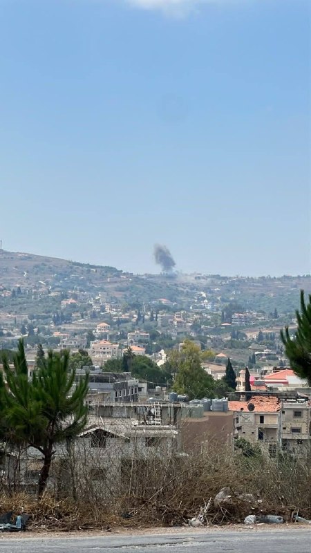 Los bombardeos de artillería tienen como objetivo las afueras de la ciudad de Barashit.