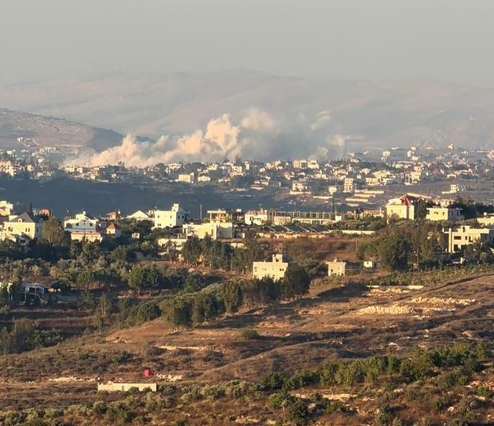 Explosions massives près de Kafr Tebnit